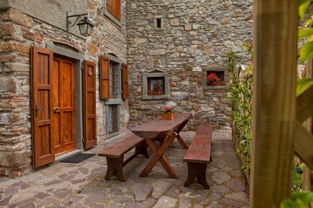 Agriturismo La Collina Delle Stelle Banzena Luaran gambar